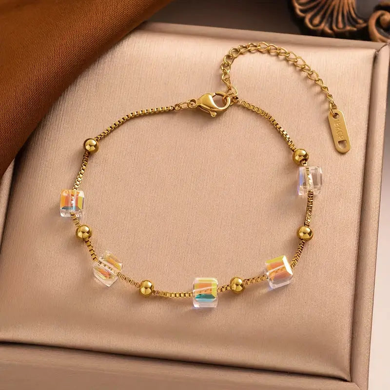 Vintage Armband met Vierkante Glazen Kralen – Elegant & Verstelbaar