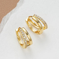 Dubbele Gouden Oorringen met Zirkonia – Elegant & Trendy Design