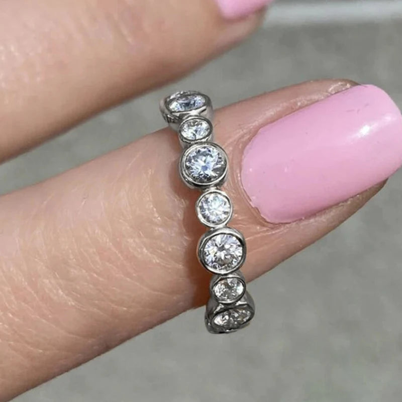 Luxe Zirkonia Ring voor Vrouwen – Verstelbaar, Zilver, Trendy en Elegant